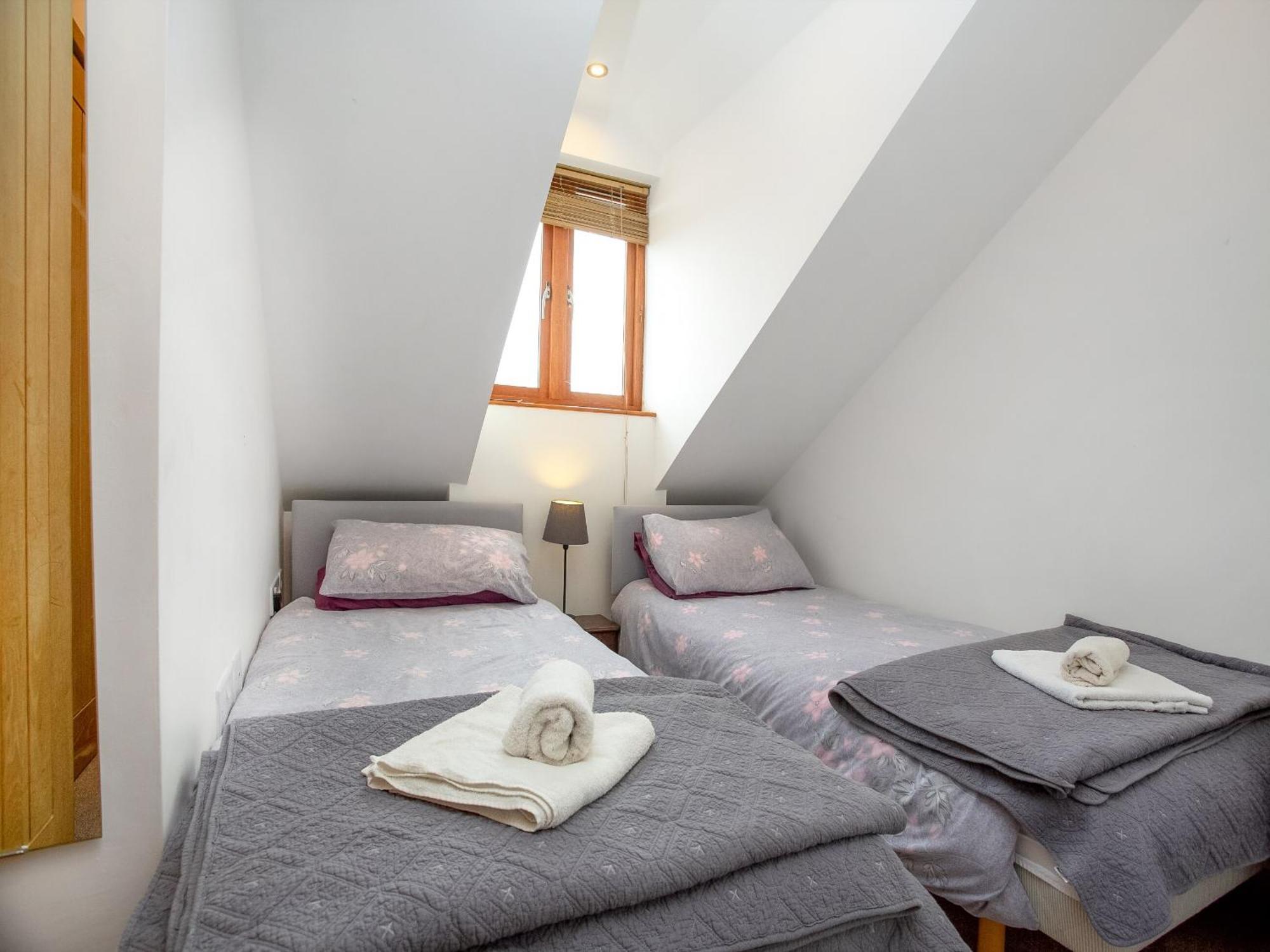 Candles Cottage Cubert Екстериор снимка